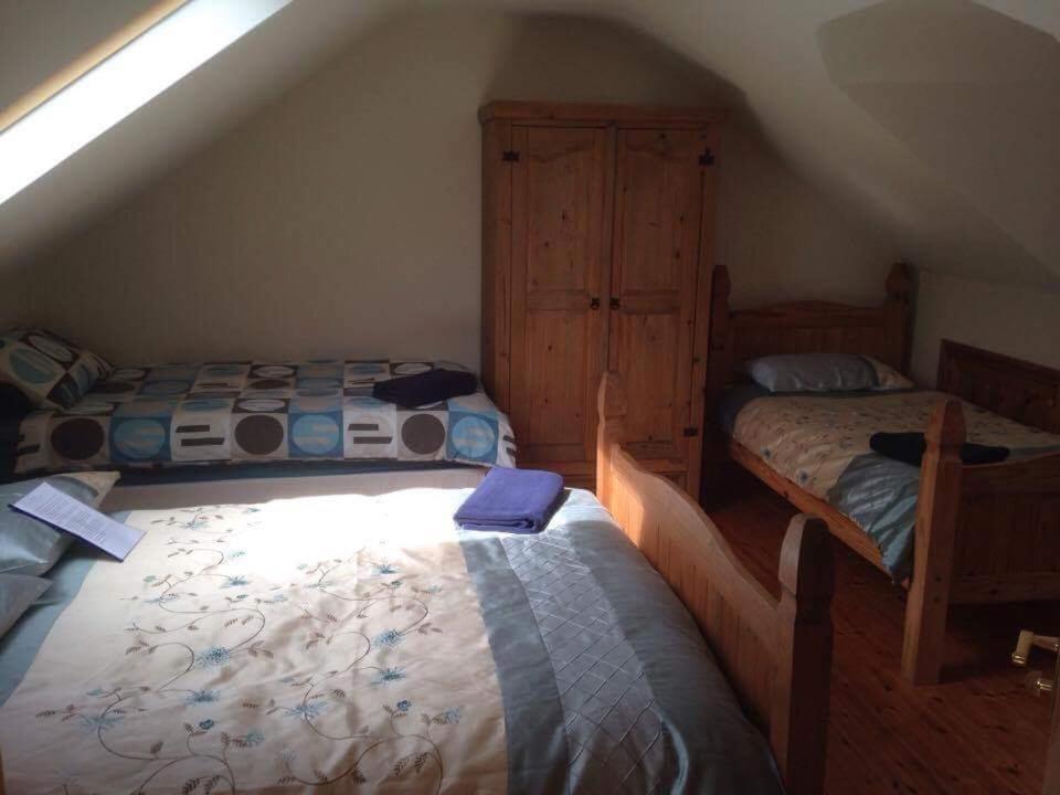 Bed and Breakfast Tara House à Ballycastle Extérieur photo