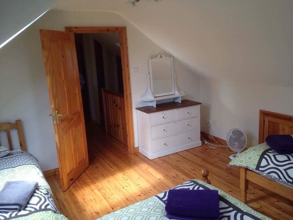 Bed and Breakfast Tara House à Ballycastle Extérieur photo
